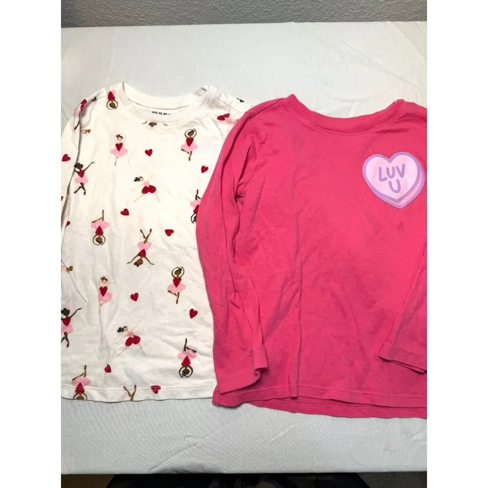 Girld Old Navy Long-Sleeve Tops Lot of 2- size 5T